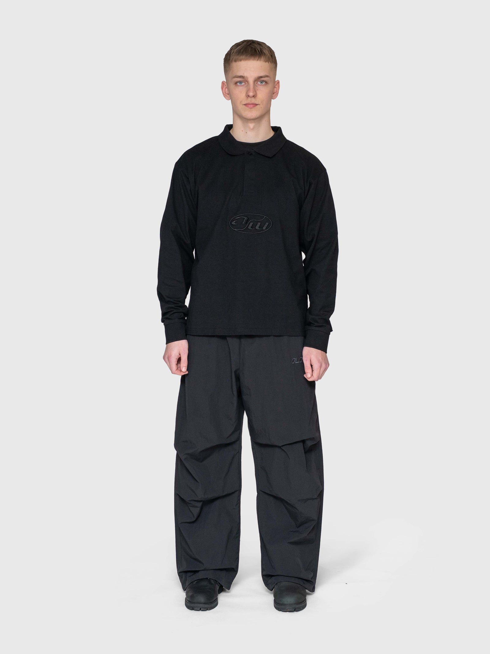 AW Parachute Pants - Black/Reflective