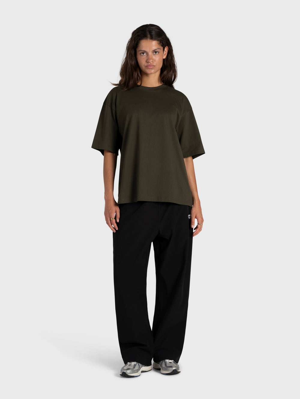 Confidence V2 Box Tee - Army/Army