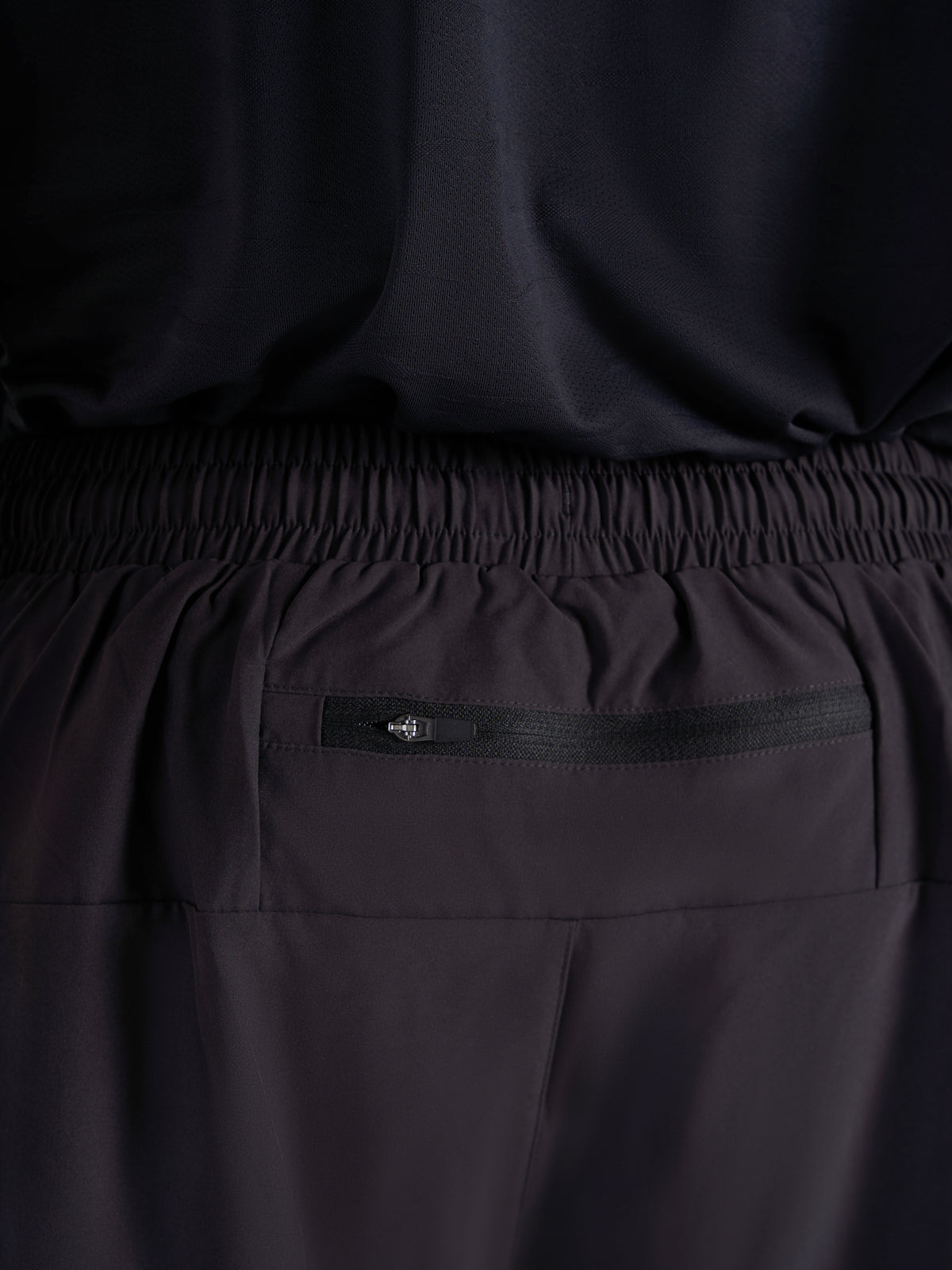Stamina 2-1 Shorts - Black/White