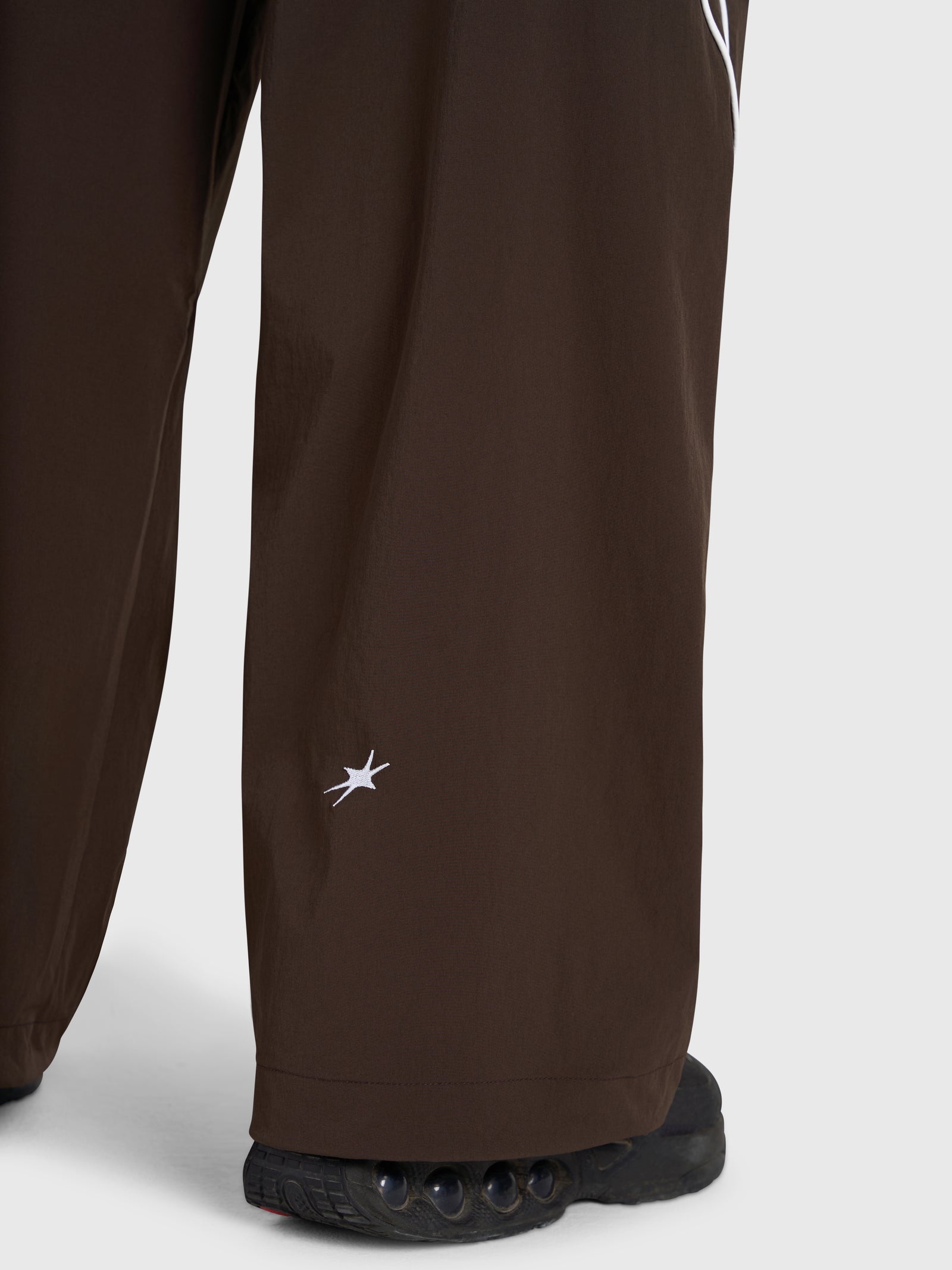 Active Track Pants - Brown/White