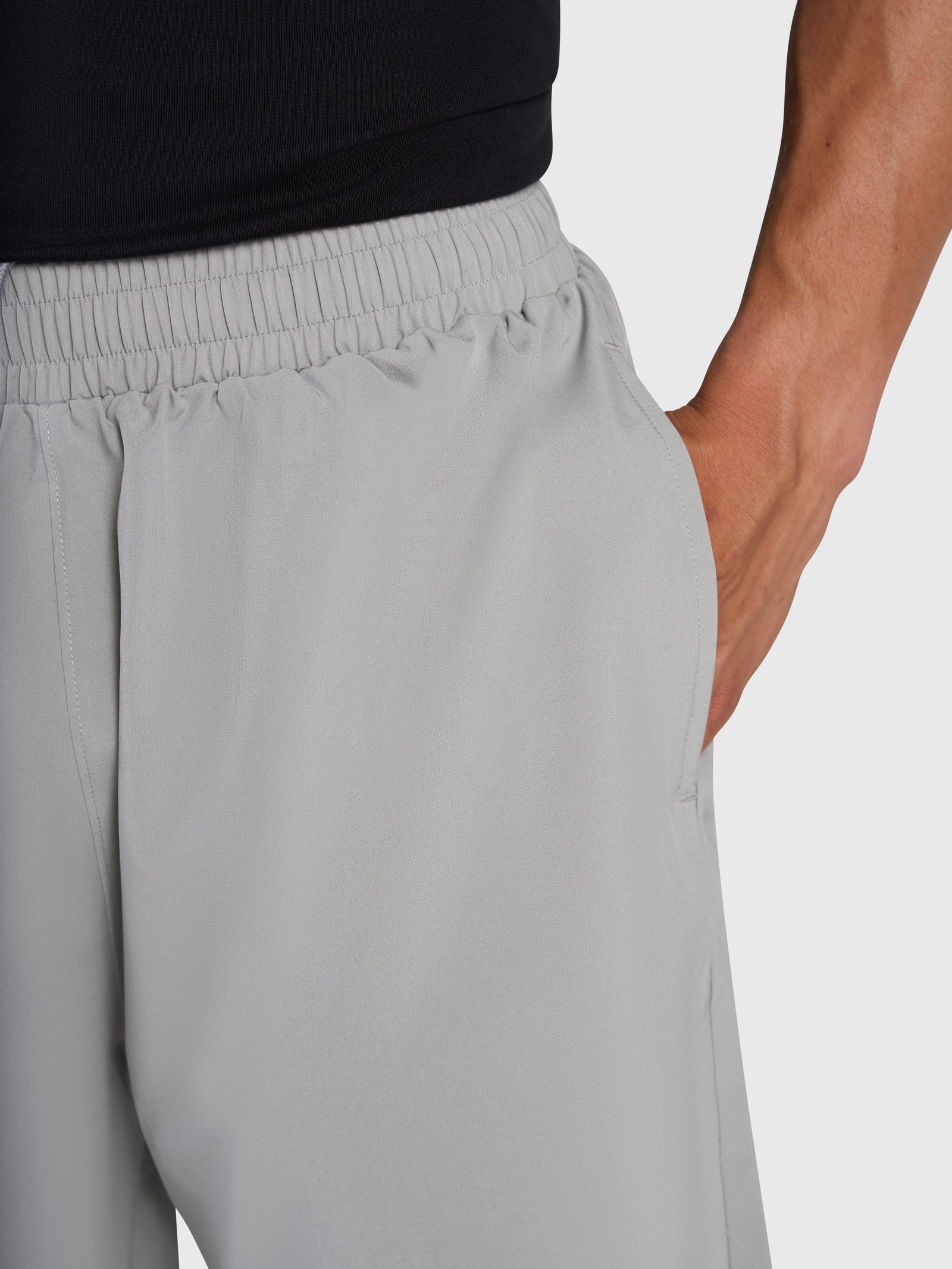 Confidence V2 Tech Shorts - Grey/White