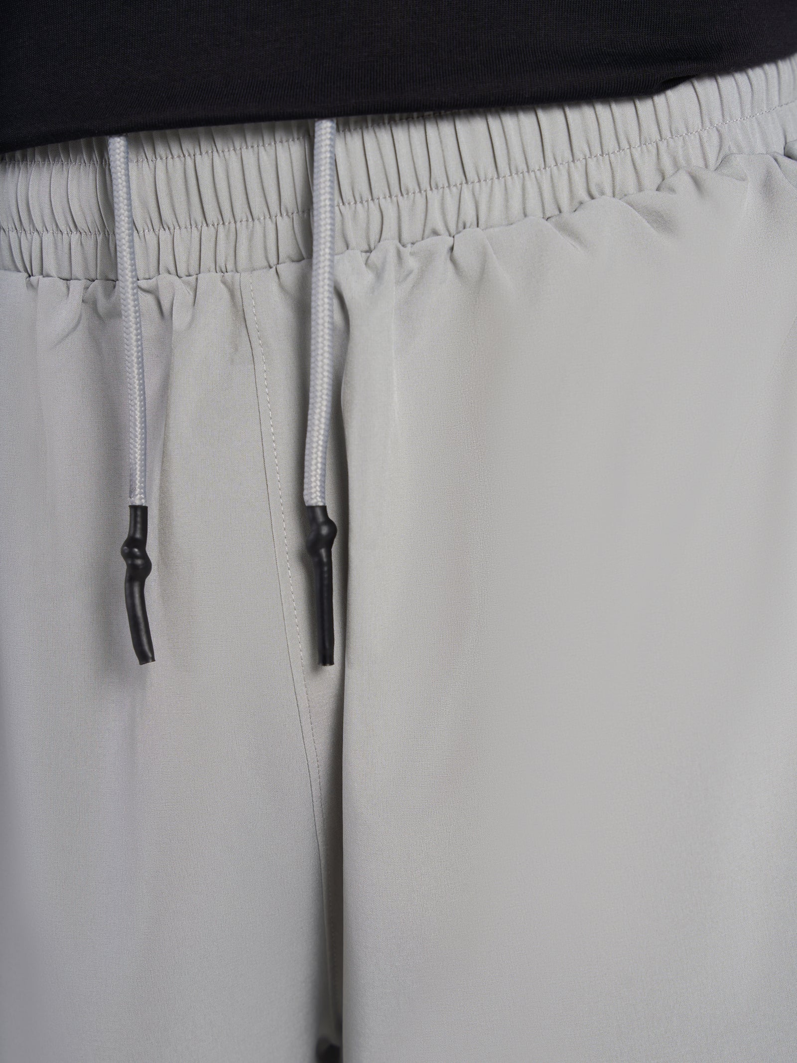 Confidence V2 Tech Shorts - Grey/White