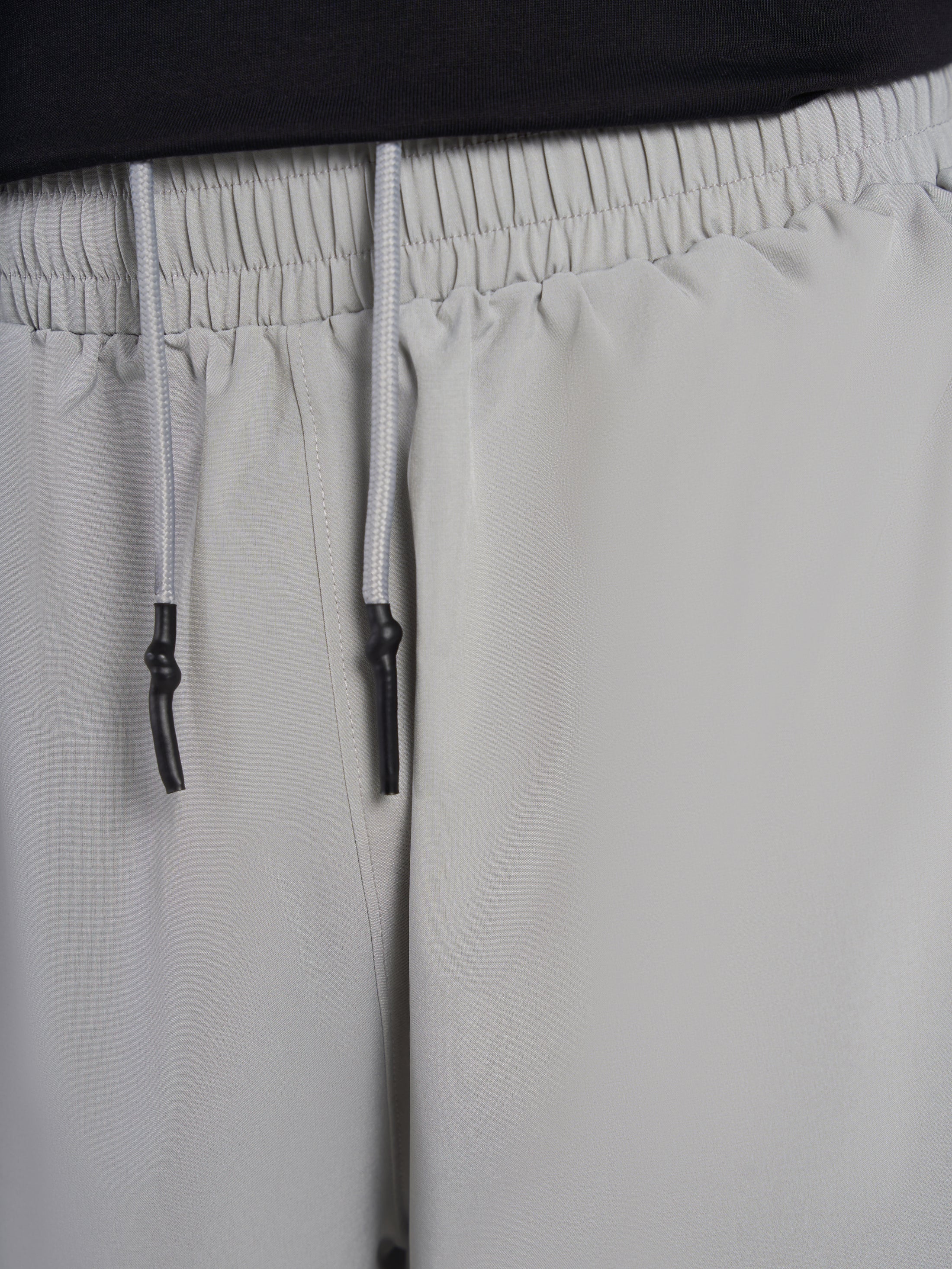Confidence V2 Tech Shorts - Grey/White