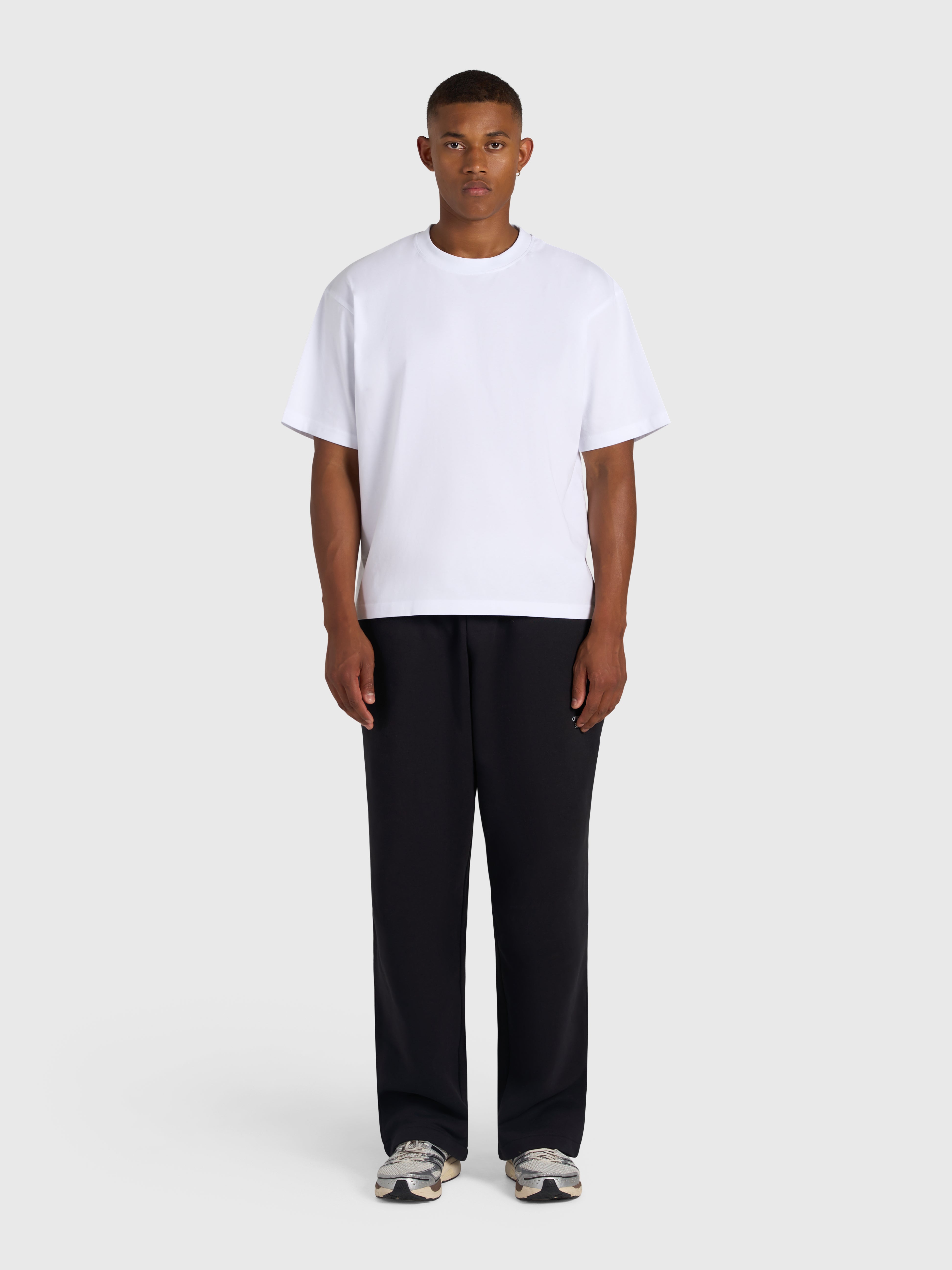 Cursive Box Tee - White/Red