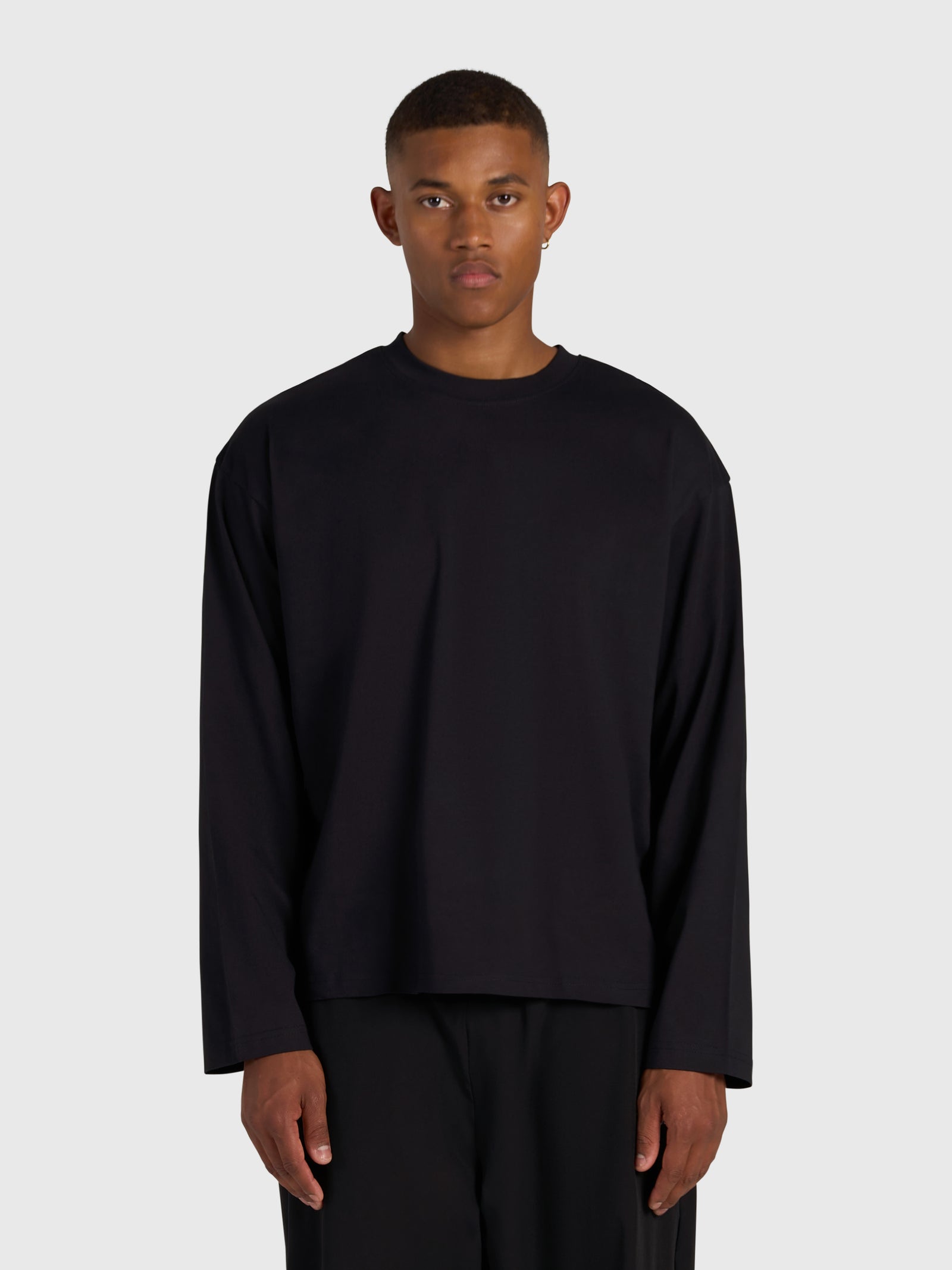 Confidence V2 Long Sleeve - Black/White