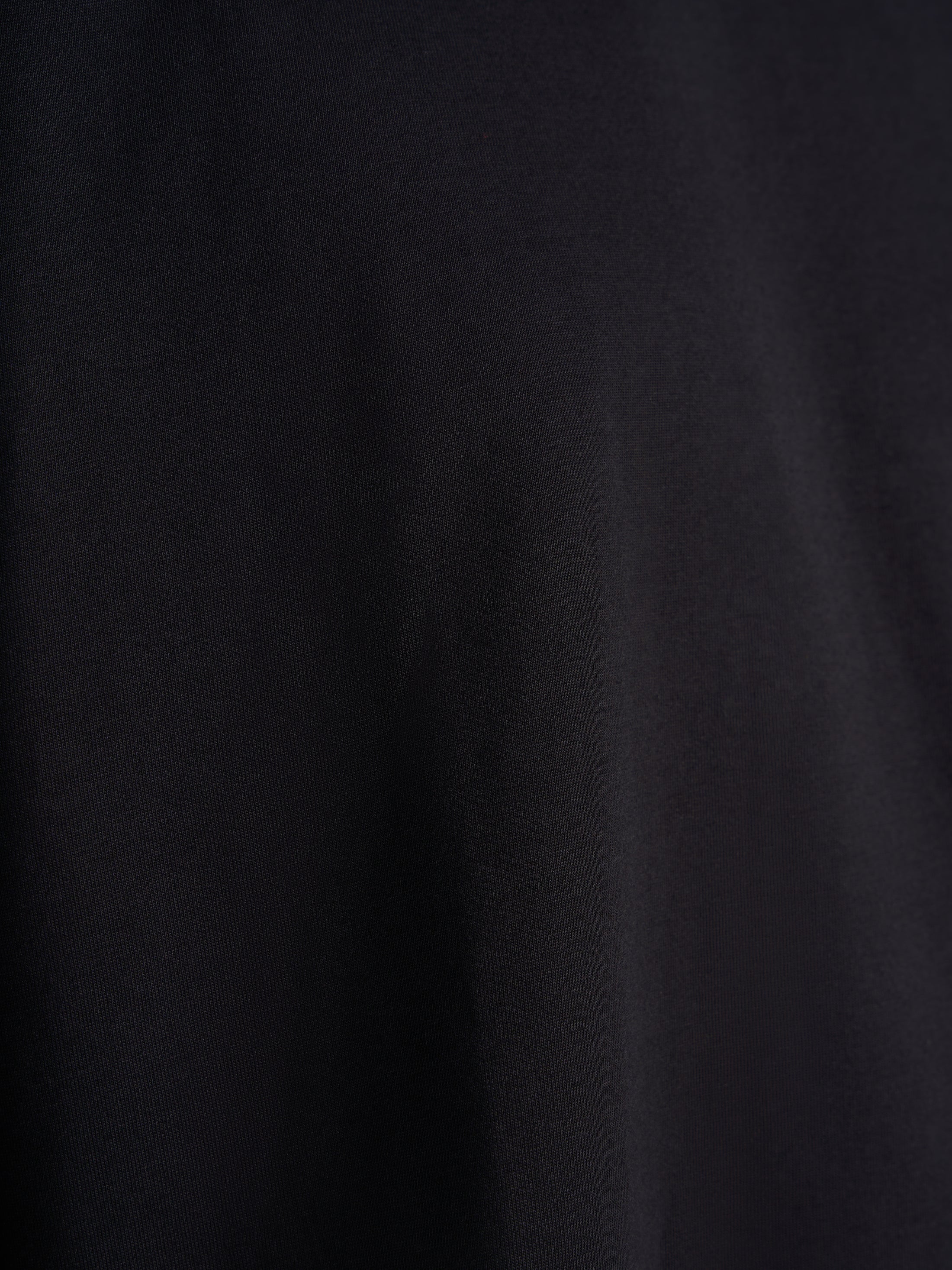 Confidence V2 Long Sleeve - Black/White